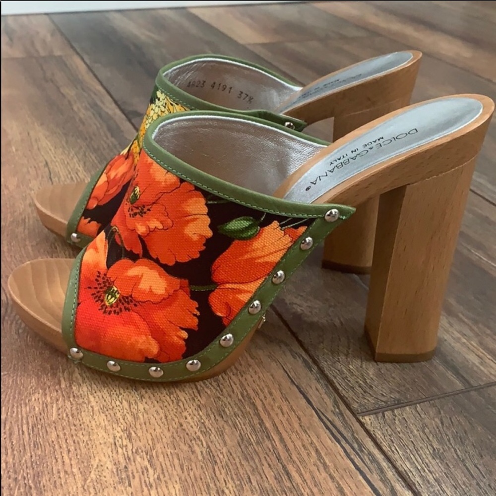 Authentic Dolce&Gabbana sandals